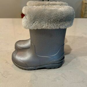Stride Rite Munkin All Weather Boots Gray With Removable Liners Size 9C